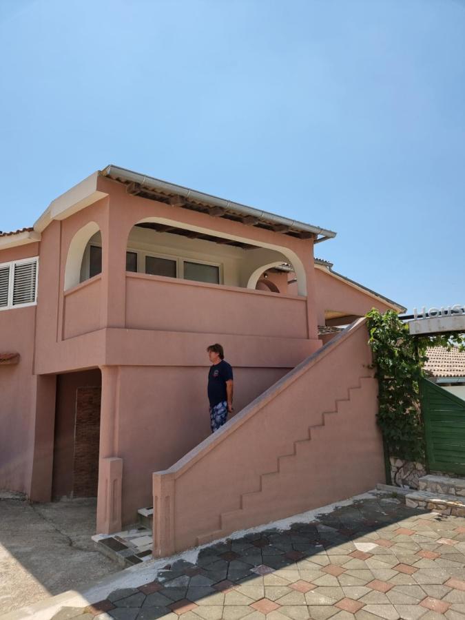 Guesthouse Dila Galovac  Dış mekan fotoğraf