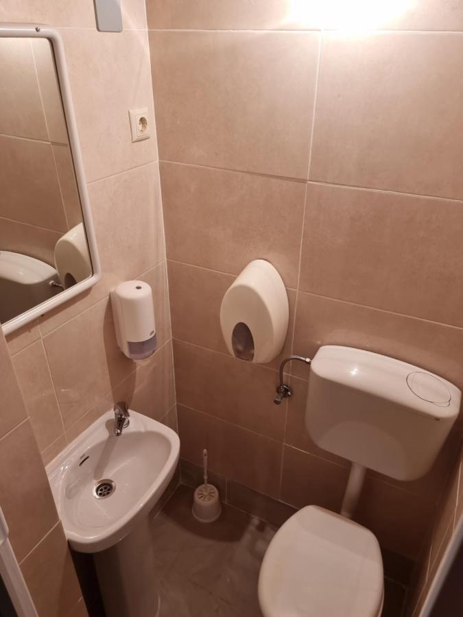 Guesthouse Dila Galovac  Dış mekan fotoğraf