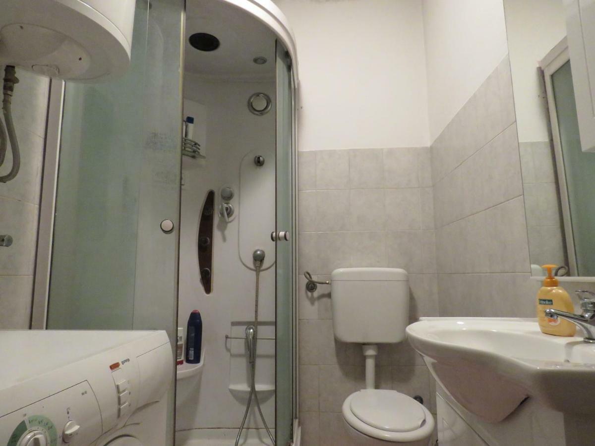 Guesthouse Dila Galovac  Dış mekan fotoğraf